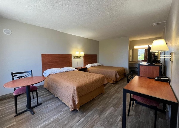EZ Travel Inn College Station image 3